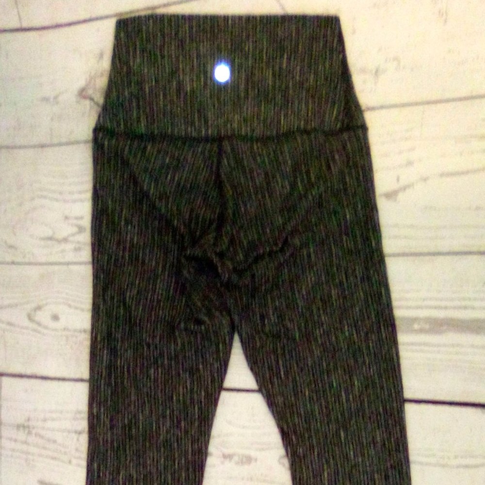 Lululemon Leggings White/Black Size 6